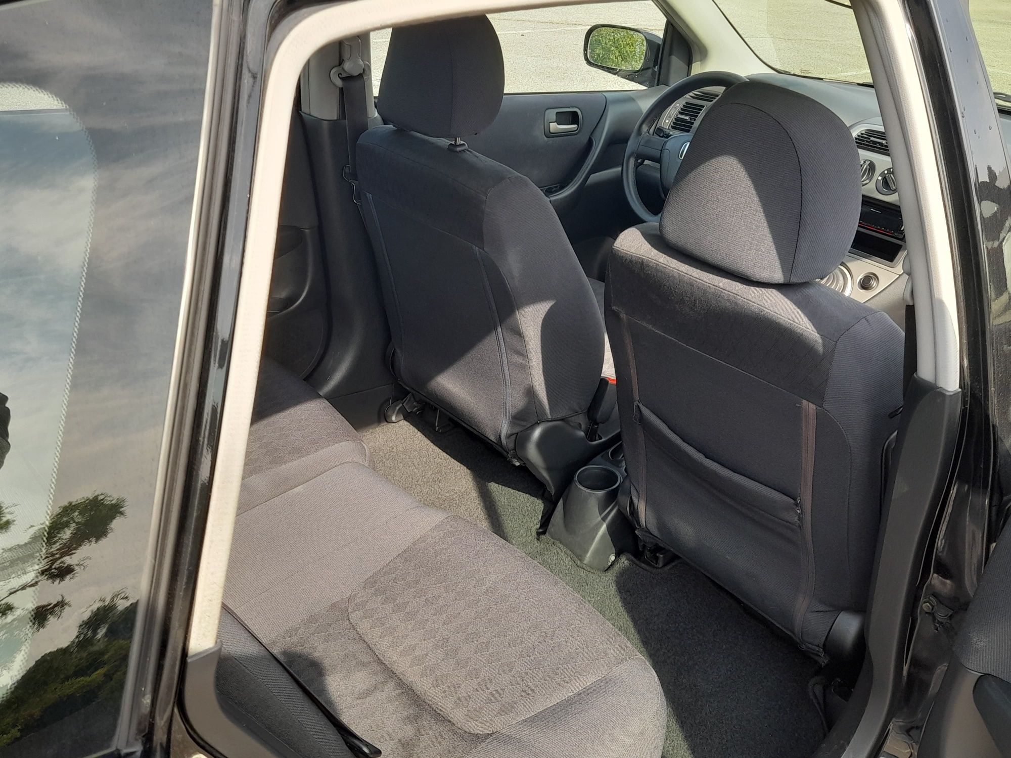 Honda Civic 2003 1.4 90cv - Fiável, económico e muito estimado