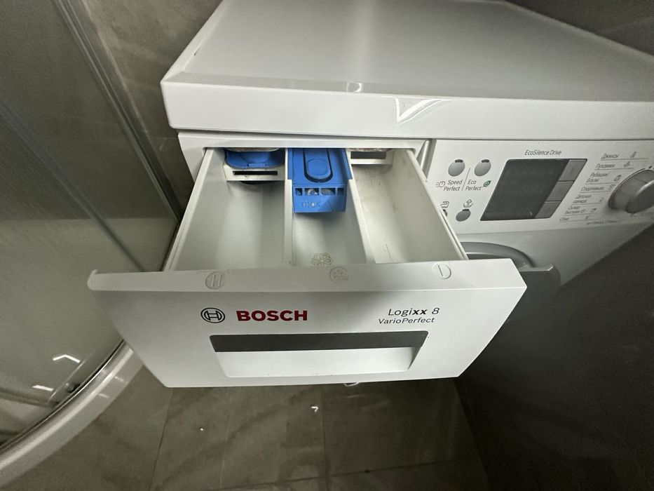 Продається пральна машинка Bosch Logixx8