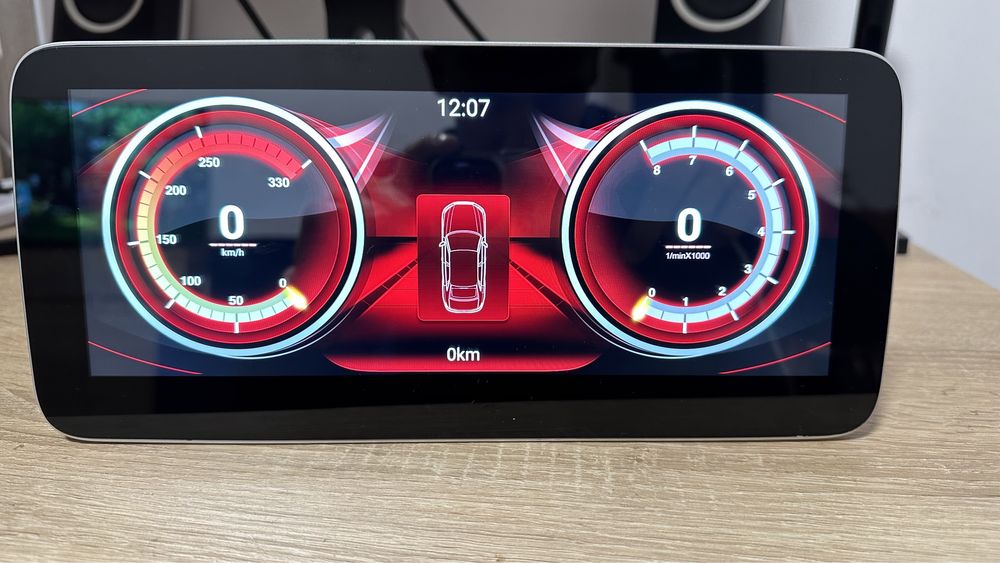 Radio Mercedes w 212  8/64 gb