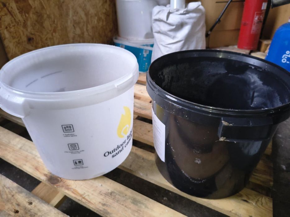 Wiadra Wiaderka z przykryciem donica