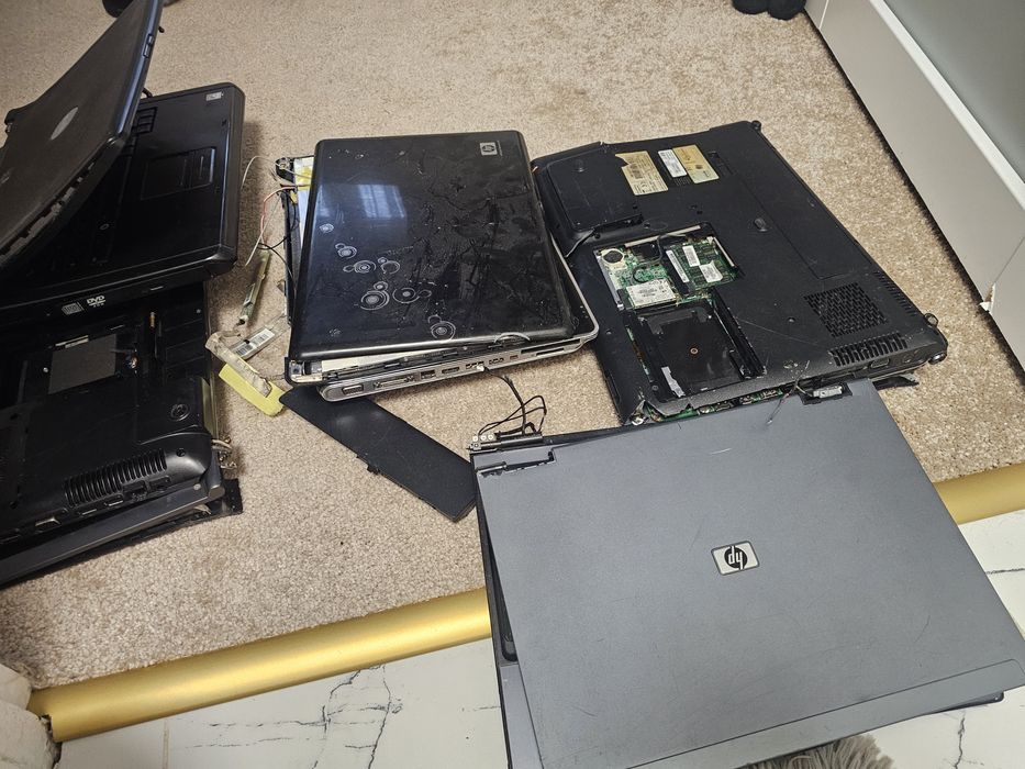 Laptopy HP Dell Samsung