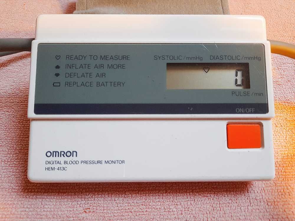 Medidor de Tensão Arterial Antigo Omron HEM-413C Digital