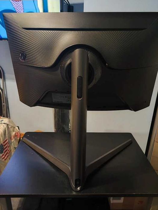 Samsung G7 27" 240Hz QHD