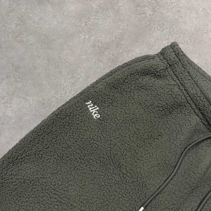 Spodnie Dresy Nike Sherpa Fleece Sweatpants Swoosh Vintage Retro Y2K