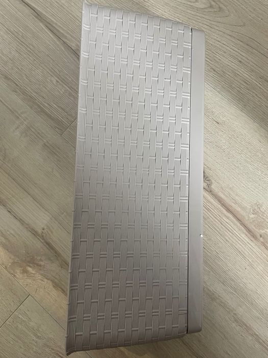 Doniczka długa plastikowa