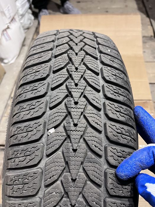 Opony zimowe z felgami 195/65R15