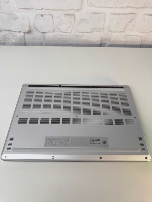 Zephyrus G14 3K OLED 120hz, R9 8945HS, RTX 4060, 16GB RAM, SSD 1TB