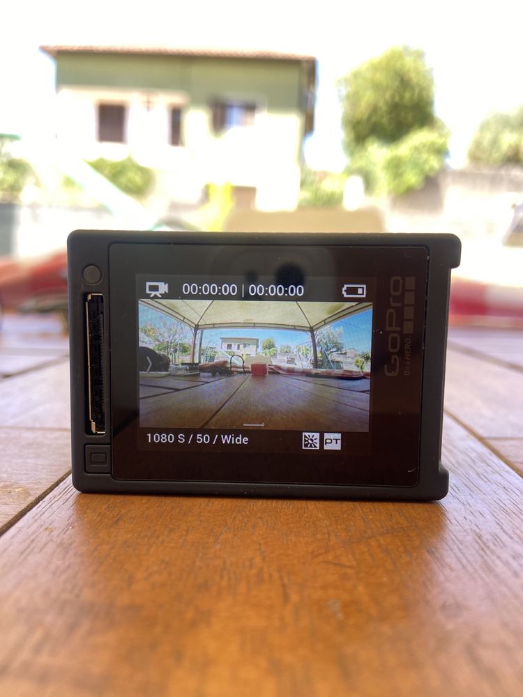 GoPro Hero 4 Silver com ecrã