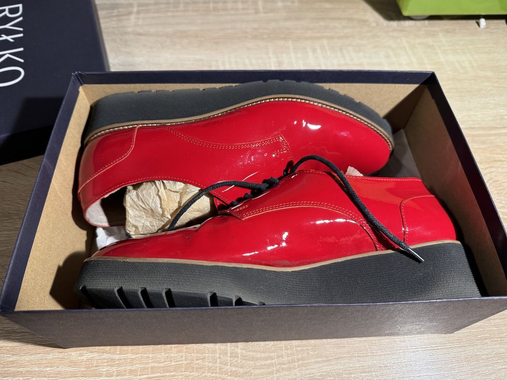 Buty RYŁKO damskie 38,5 czerwone