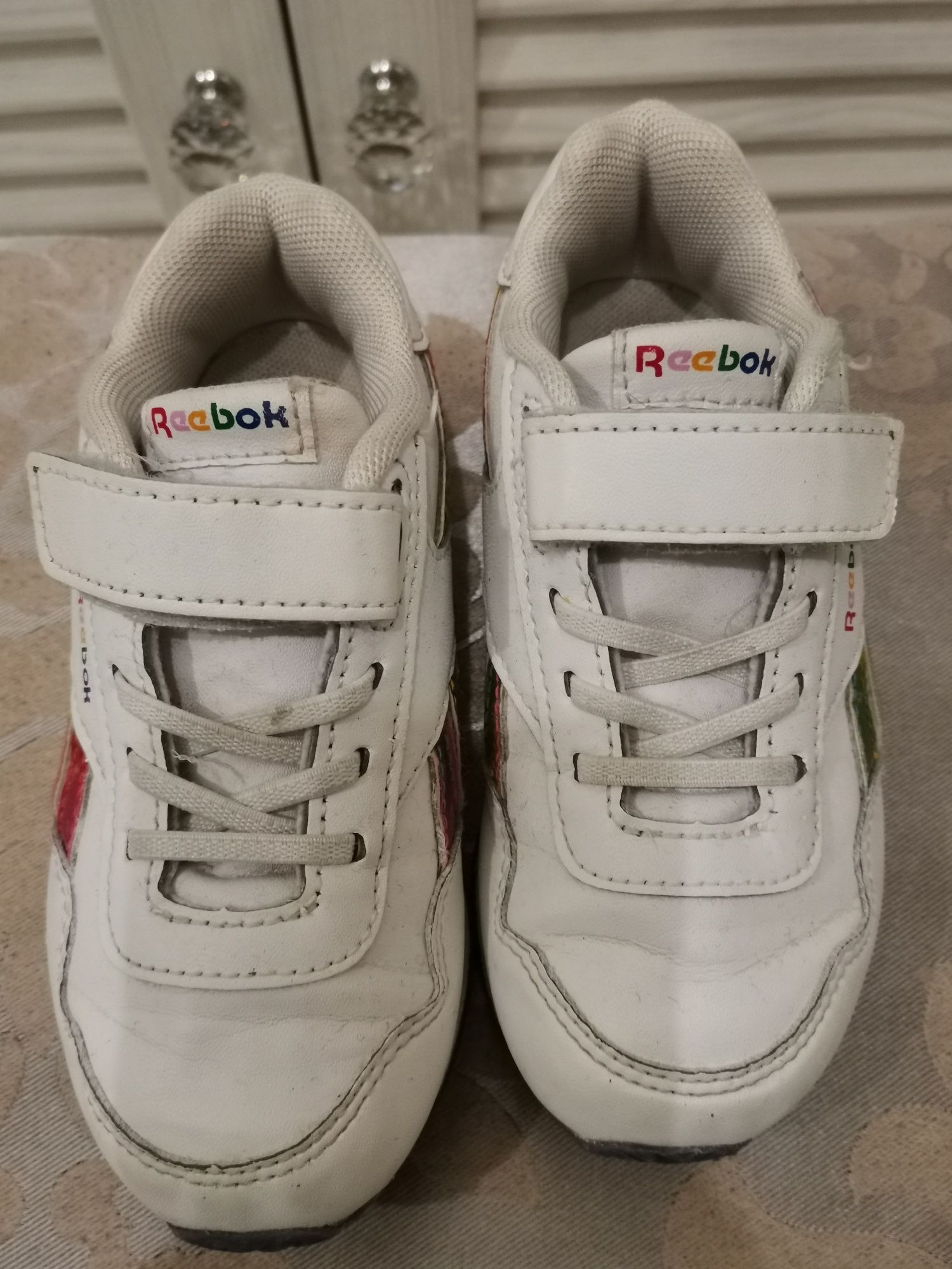 Dziecięce buty sportowe Reebok dziewczęce na rzepy 25,5