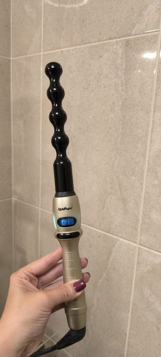 Ferro encaracolar Ricki Parody