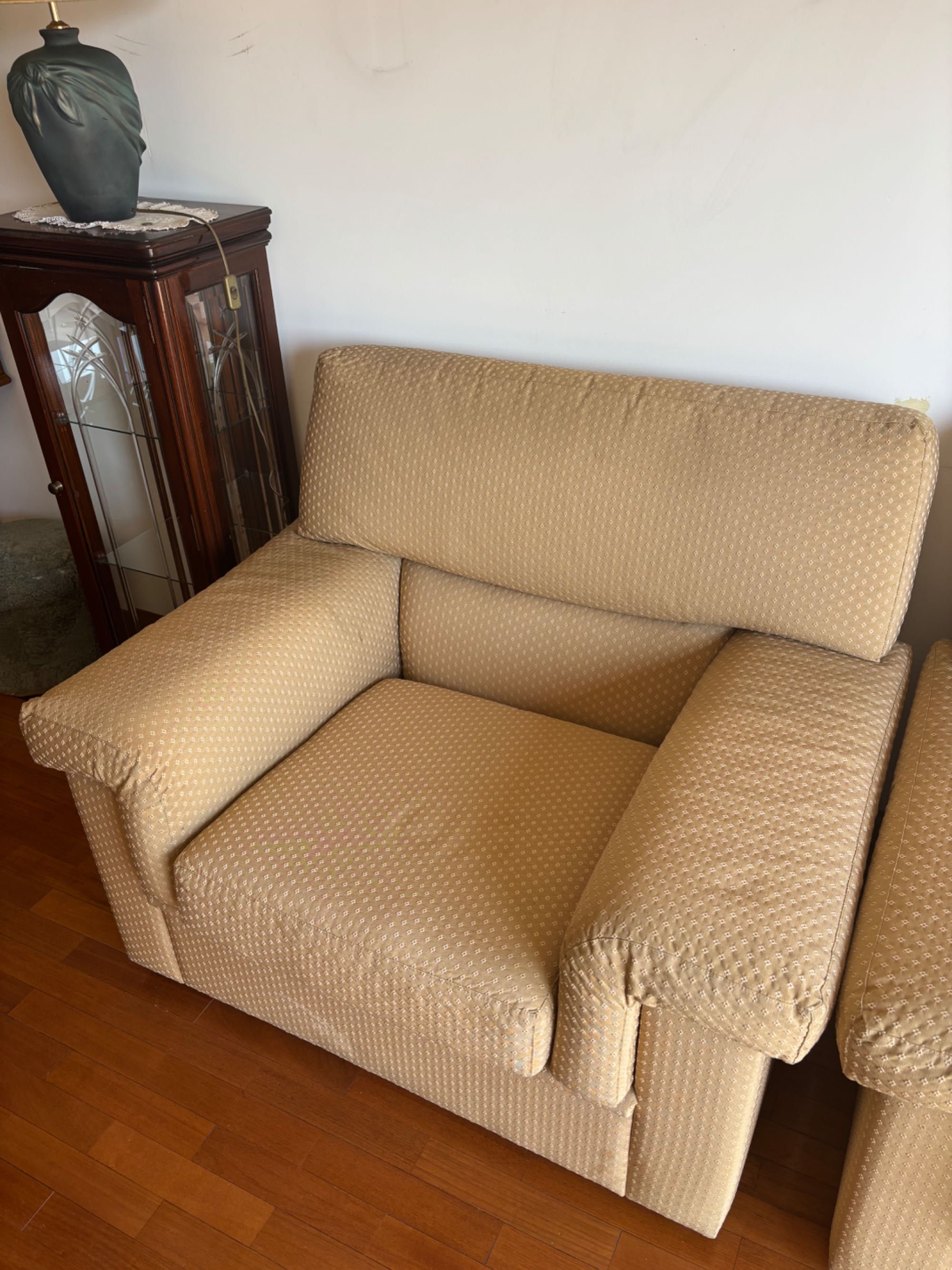 Conjunto de dois sofás individuais