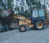 Retroescavadeira Ford 655D