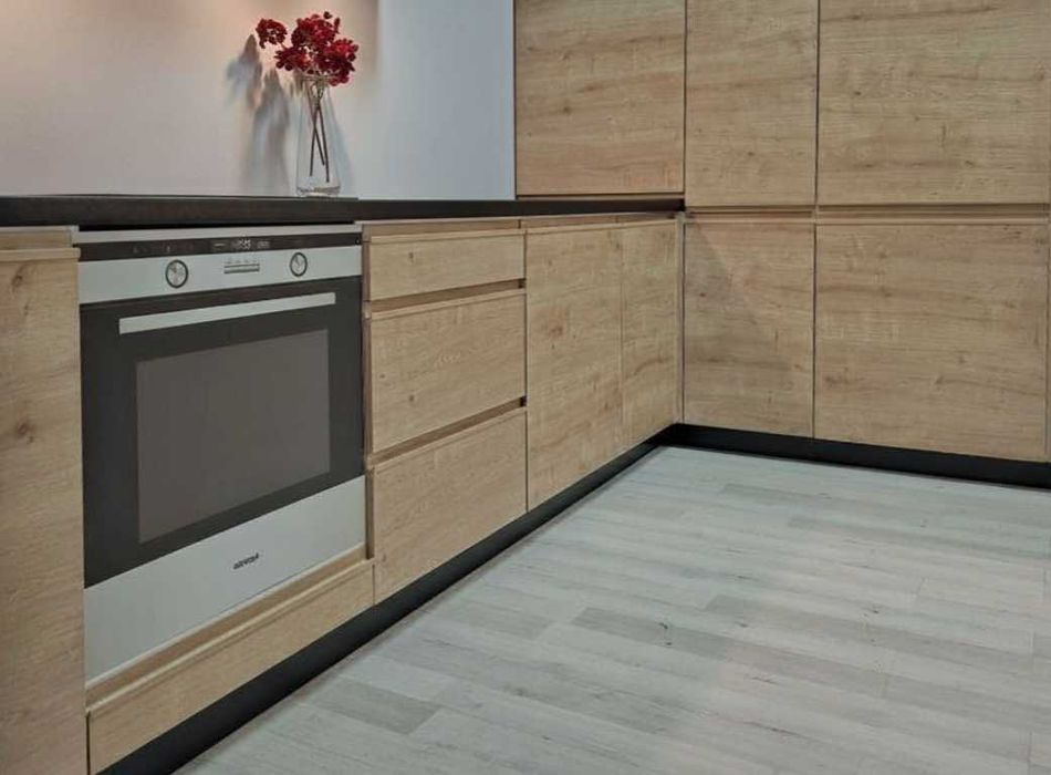 Meble kuchenne z ekspozycji Artisan/biały połysk