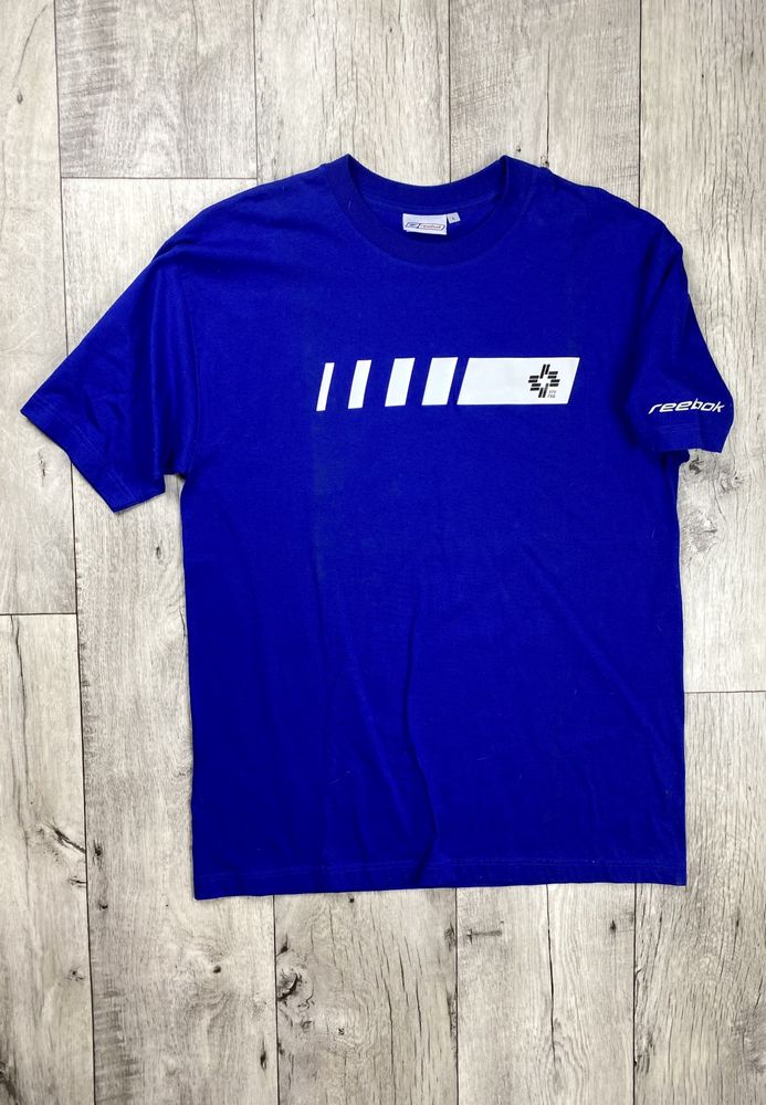 Reebok футболка L размер спортивный с принтом синие оригинал