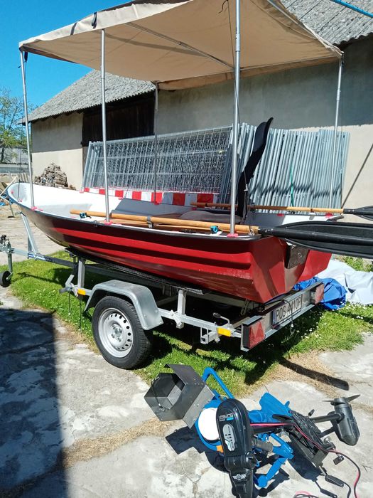 Łódź wędkarsko turystyczna z przyczepą i silnikami
