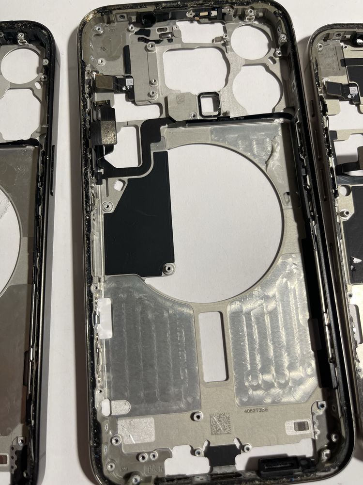 Корпус iPhone 15 Pro / 15 Pro Max оригінальний оригинал крышка рамка