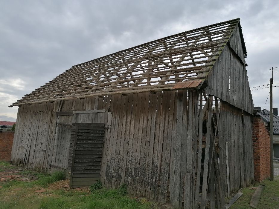Rozbiórka stodoły skup starego drewna stare drewno rozbiórki budynków