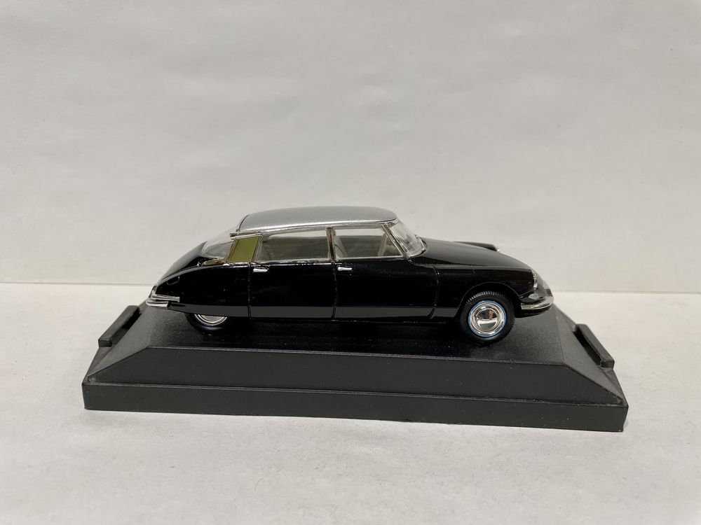 Citroen DS 1:43 Vitesse, Kultowe Auta PRL