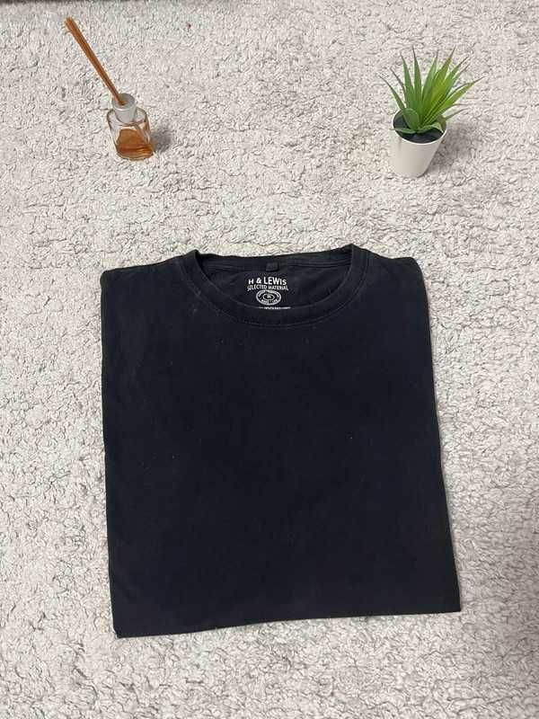 T shirt preta de verão da H&Lewis