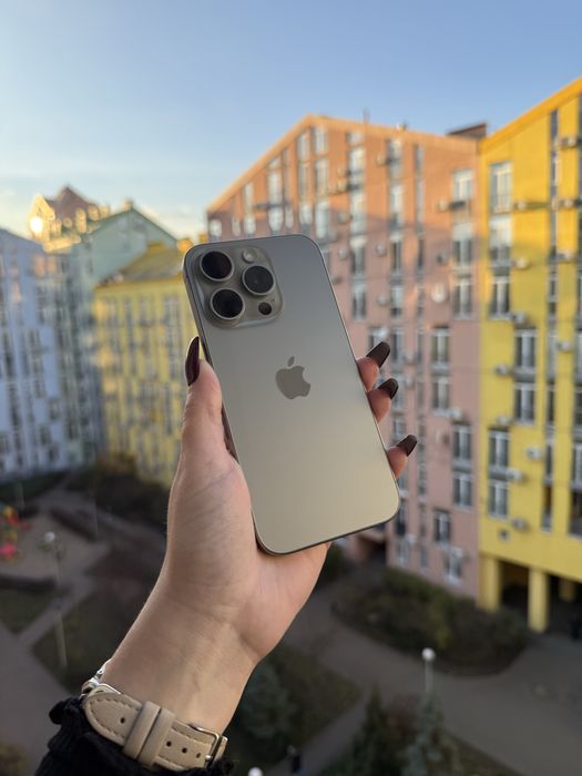 98% Аккум iPhone 15 Pro 256Gb Natural Titanium Neverlock айфон про