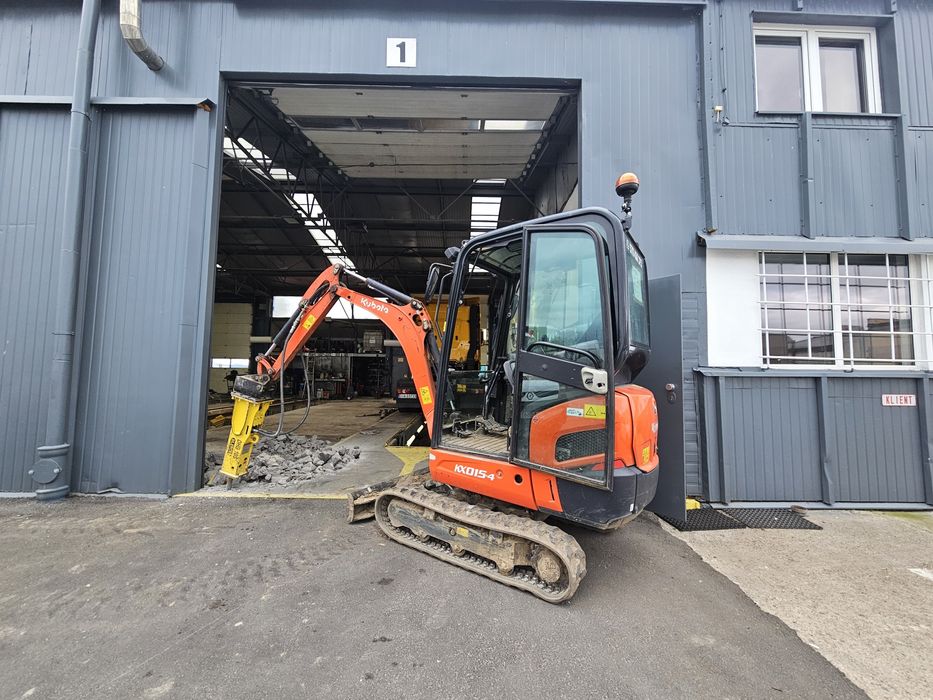 Usługi minikoparka Namysłow Bierutów wynajme miniładowarki bobcat