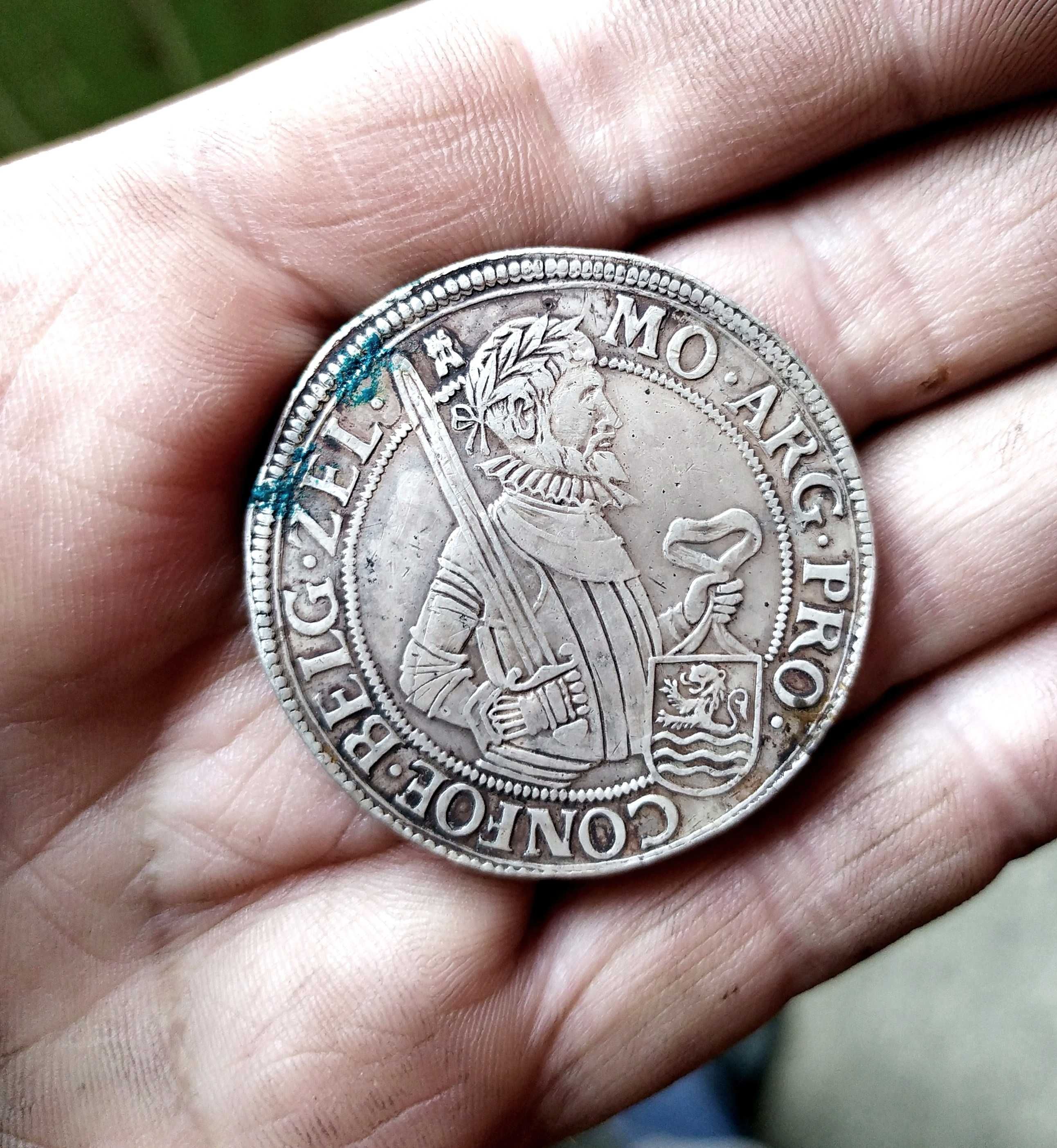 Талер 1610 года.