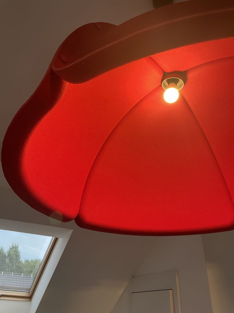 Lampa filcowa akustyczna z pracowni atelier Lyktan