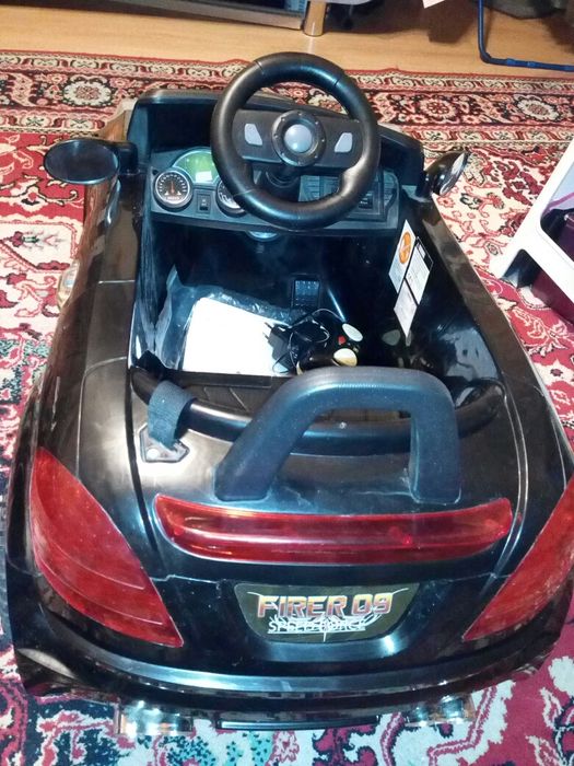 Auto na akumulator z pilotem