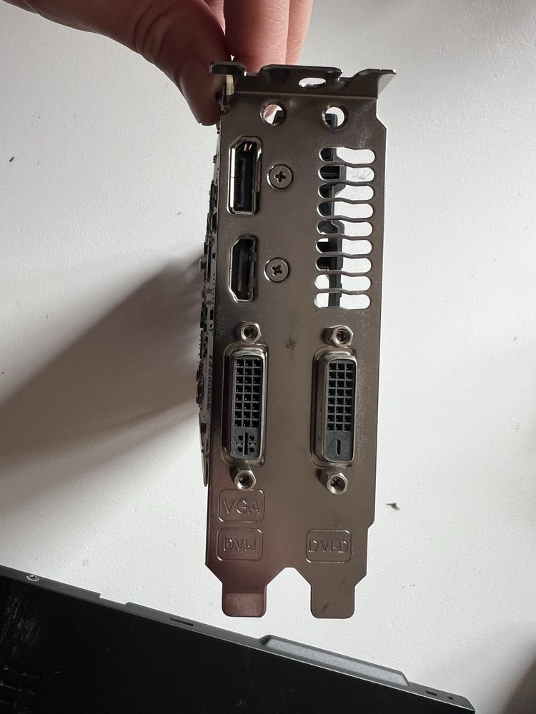 Karta graficzna Asus GeForce GTX 660, 2GB DDR5 HDMI, DP
