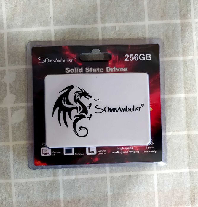 SSD 256gb новый 3.5