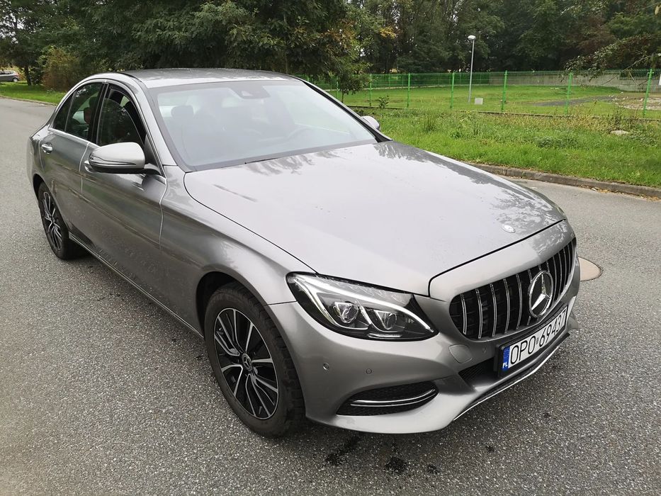 Mercedes-Benz Klasa C C250 211KM Serwis Aso Oswietlenie Ambiente wewnetrzne kamera Full Led