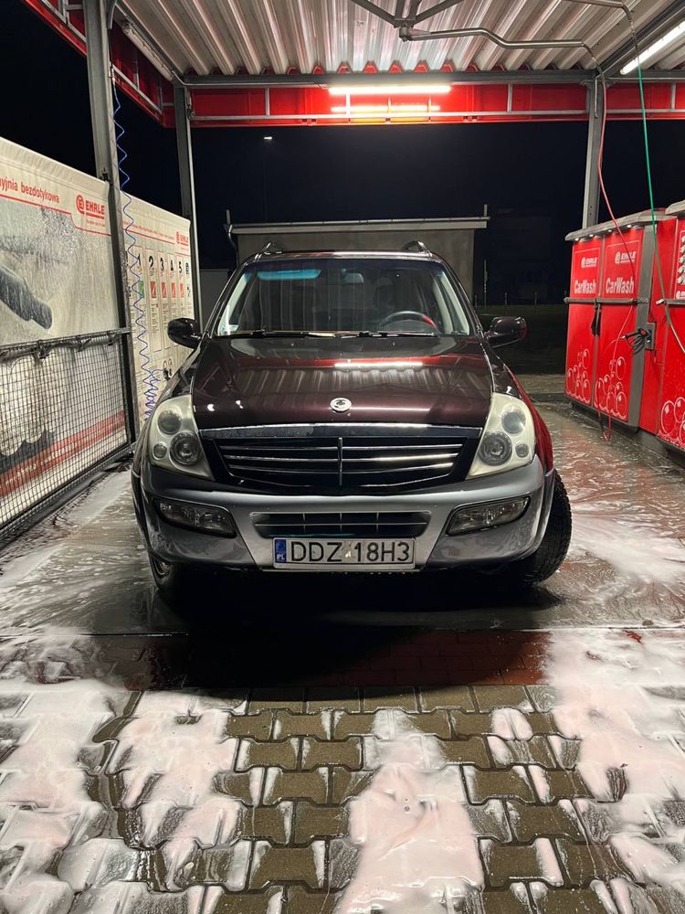 Sprzedam samochód SsangYong 2005roku