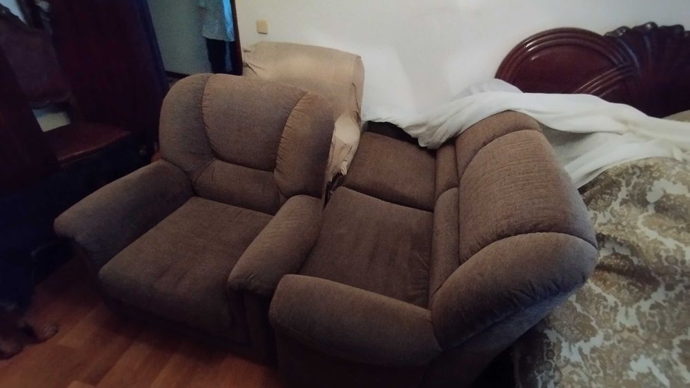 Conjunto de Sofás como novo