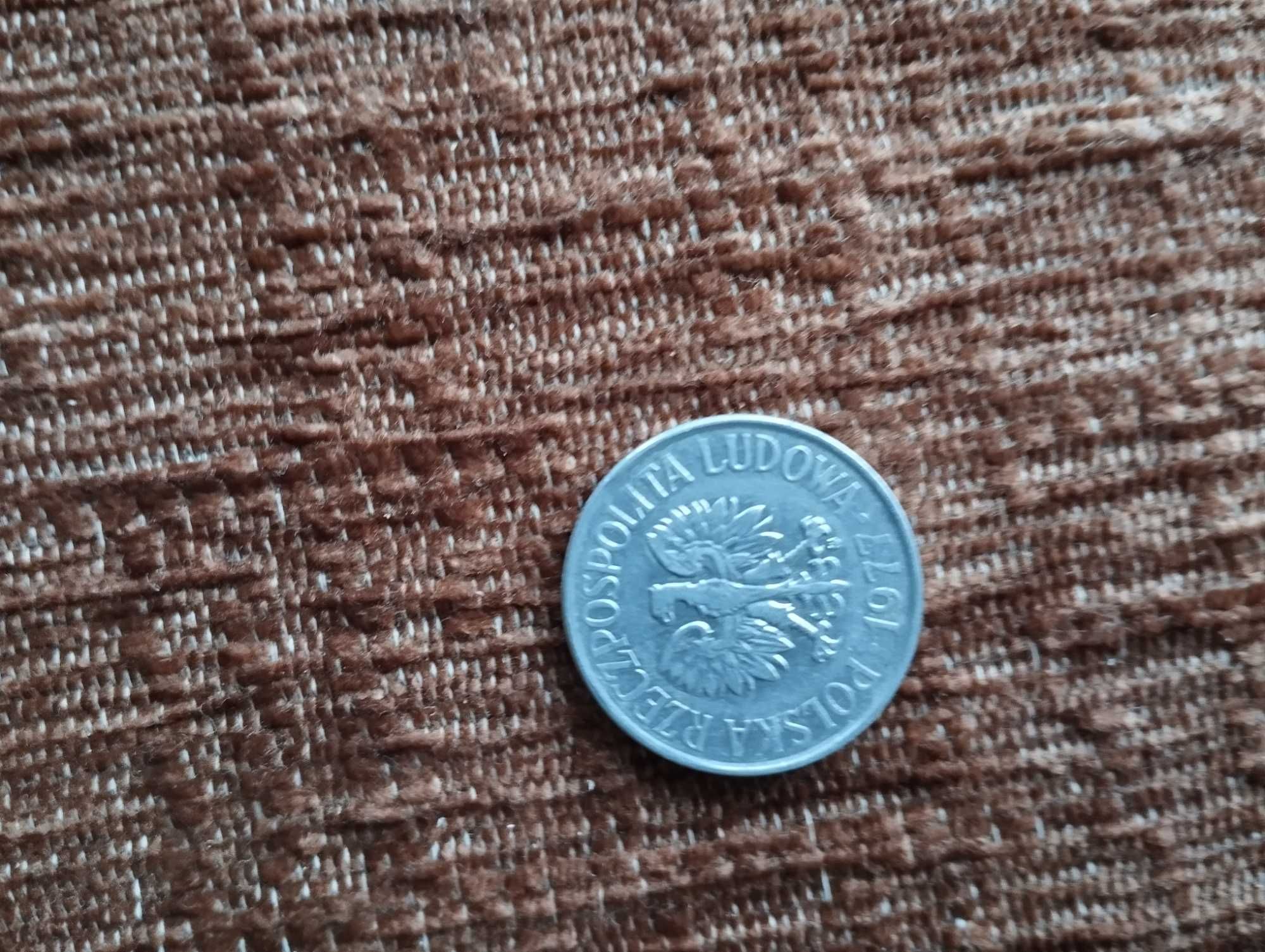 Sprzedam 3 monety- 50gr z 1976, 1978r i z 1977r