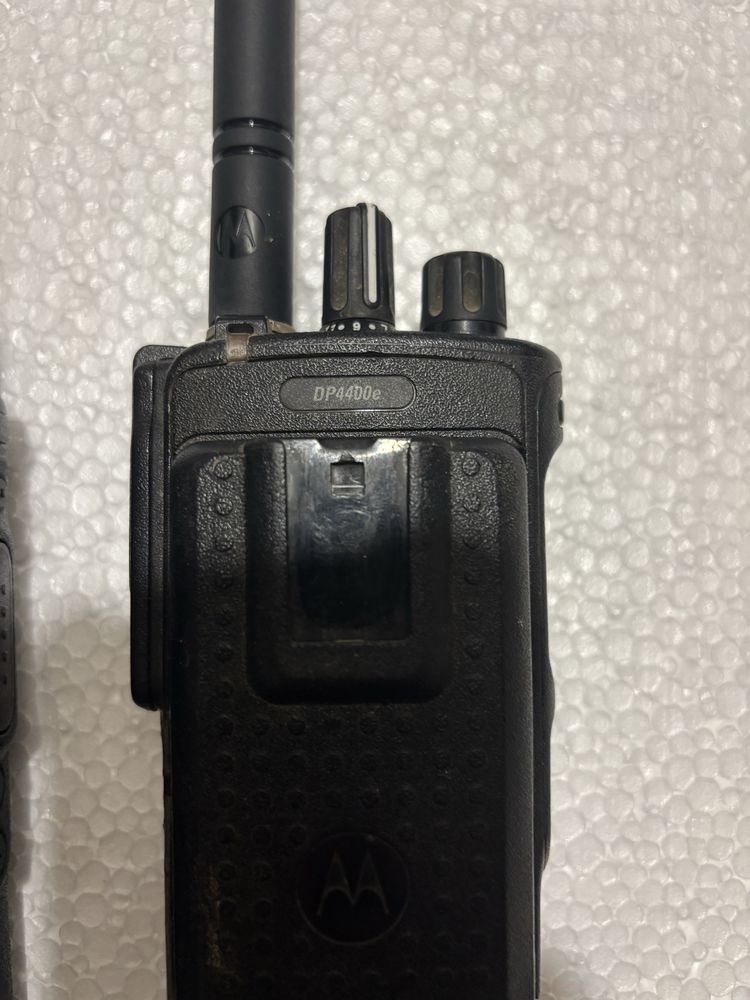Радіостанція motorola r7a, dp4400e