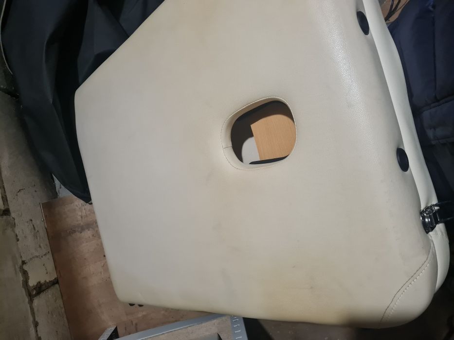 Складний двосекційний масажний стіл JOY від ART OF CHOICE Бежевий