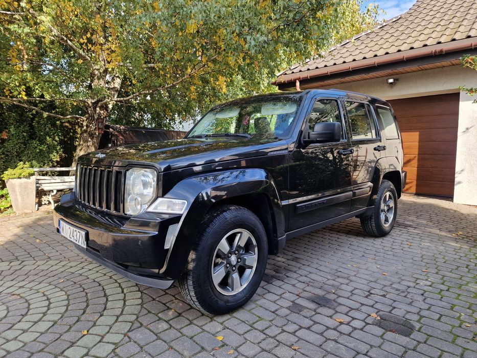 Jeep Liberty kk 3.7 v6 4x4 jak nowy! Tylko 13tys mil ! Zamiana
