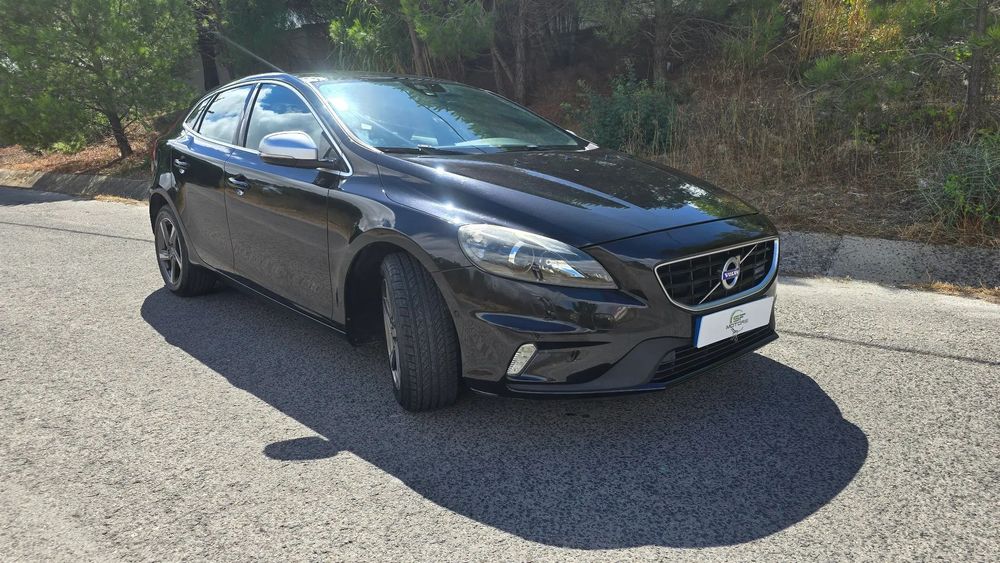 Volvo V40 2.0 D4 R-Design Summum