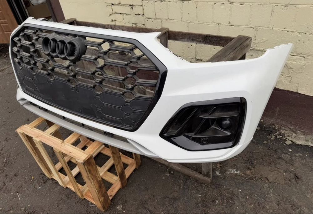 Передній передний бампер Audi Q5 fy s line