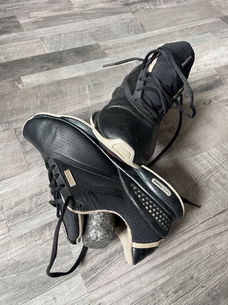 Buty Reebok easytone size38