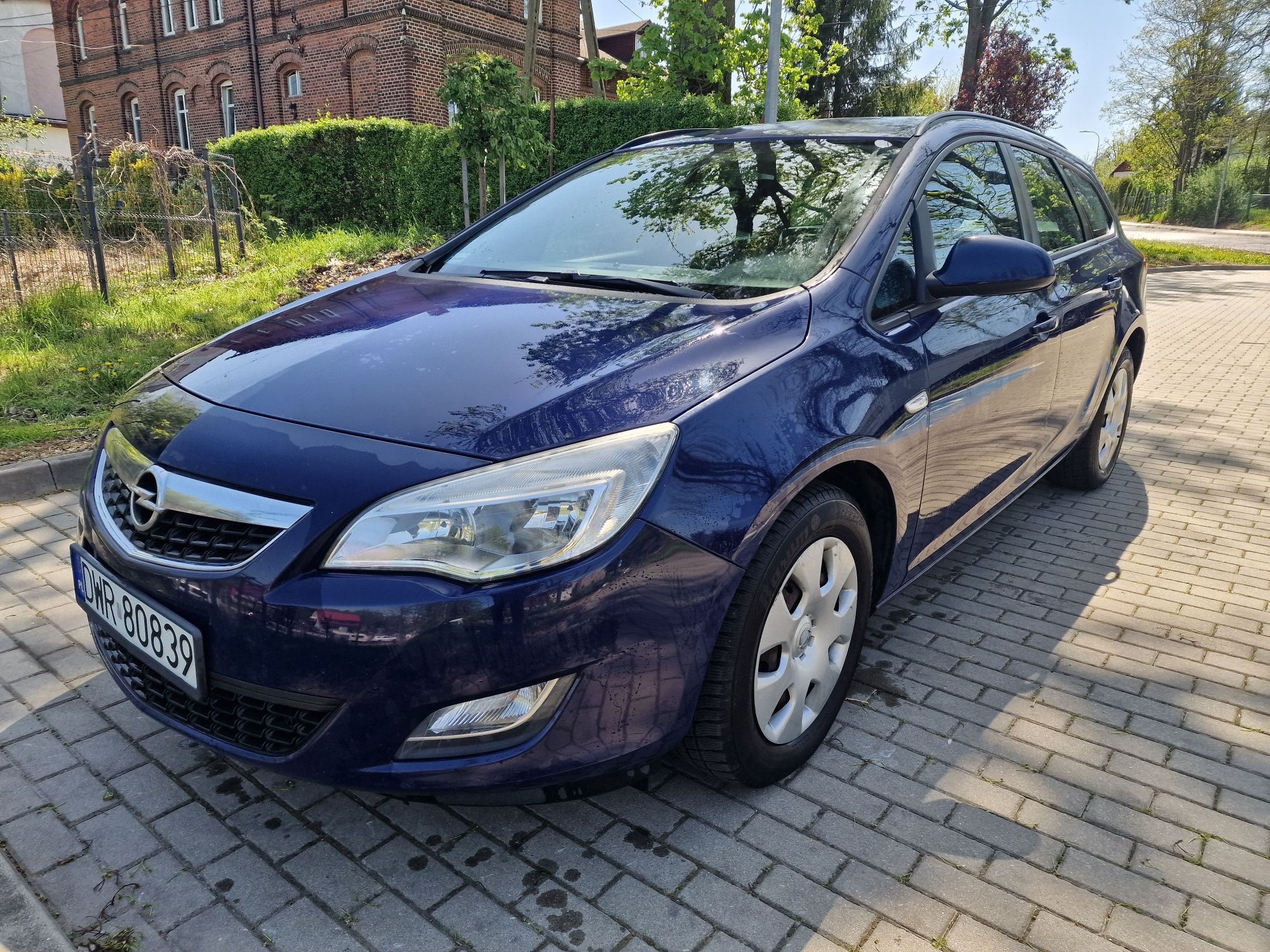 Opel astra j 2011r 1.7 cdti 110km salon polska