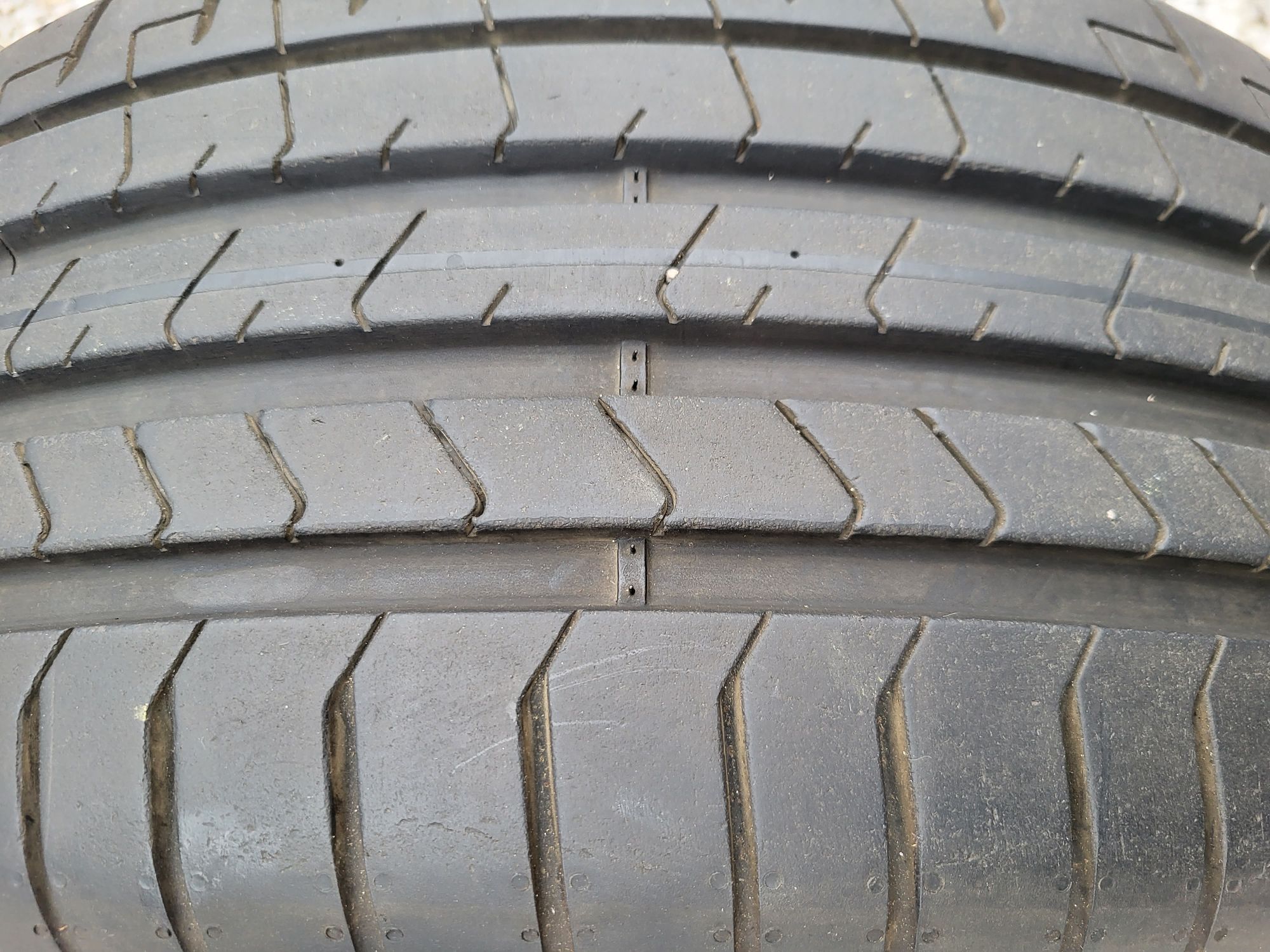 235/45 r18 98Y Pirelli Pzero PZ4 1 sztuka 7.5mm 2021rok