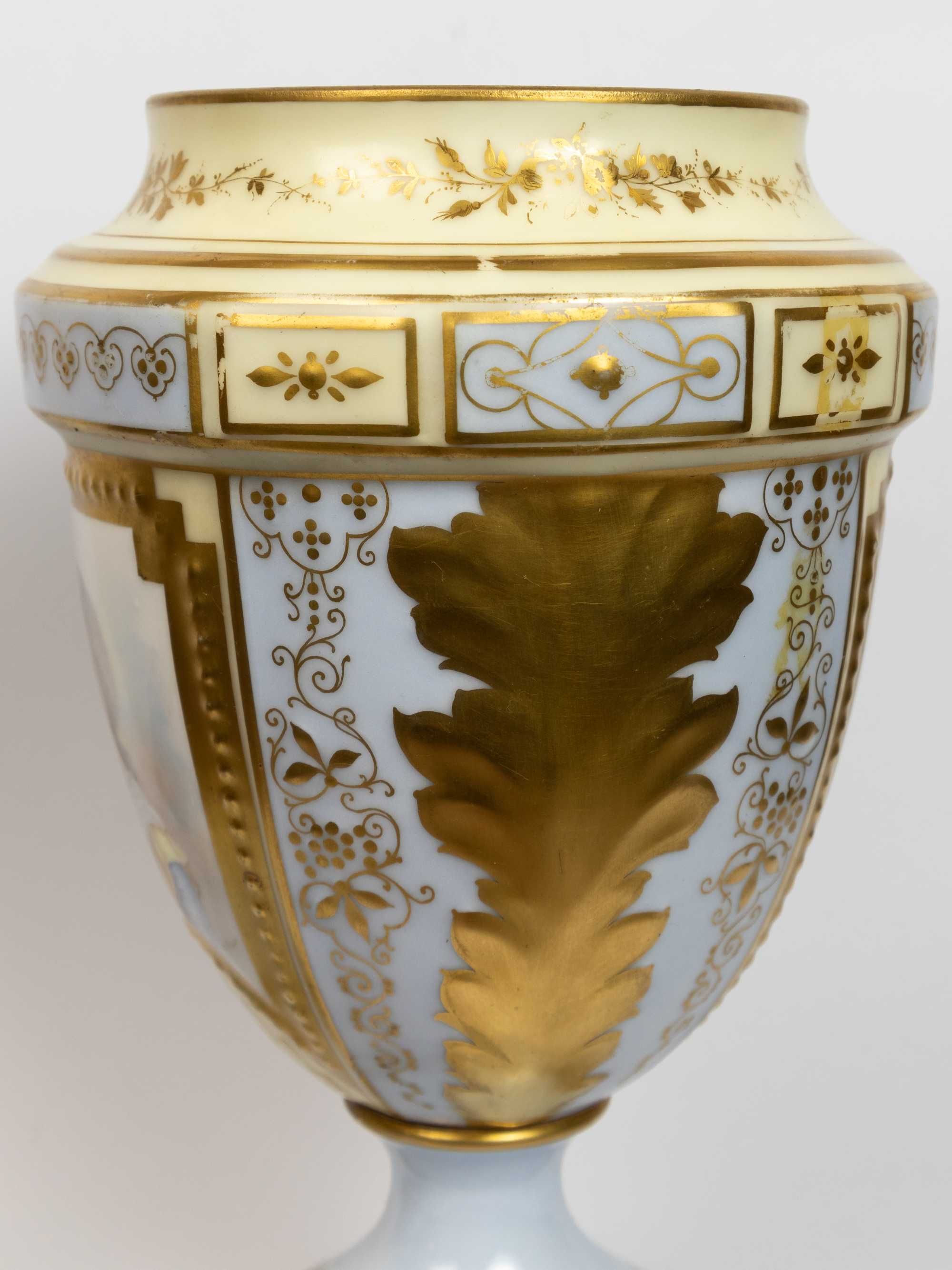 Ânfora porcelana Sevres Palácio Tulherias | século XVIII