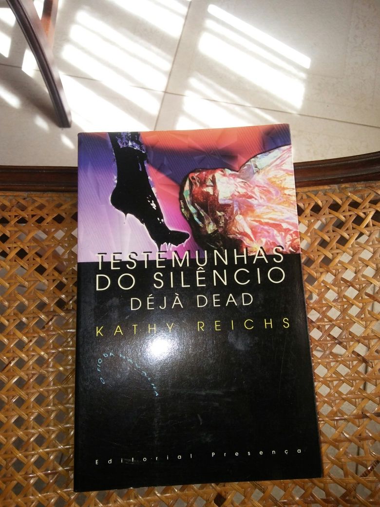 Testemunhas do silêncio /Dejà Dead