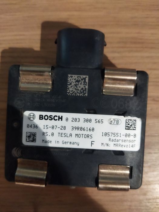 Продам радар, дистроник Tesla
