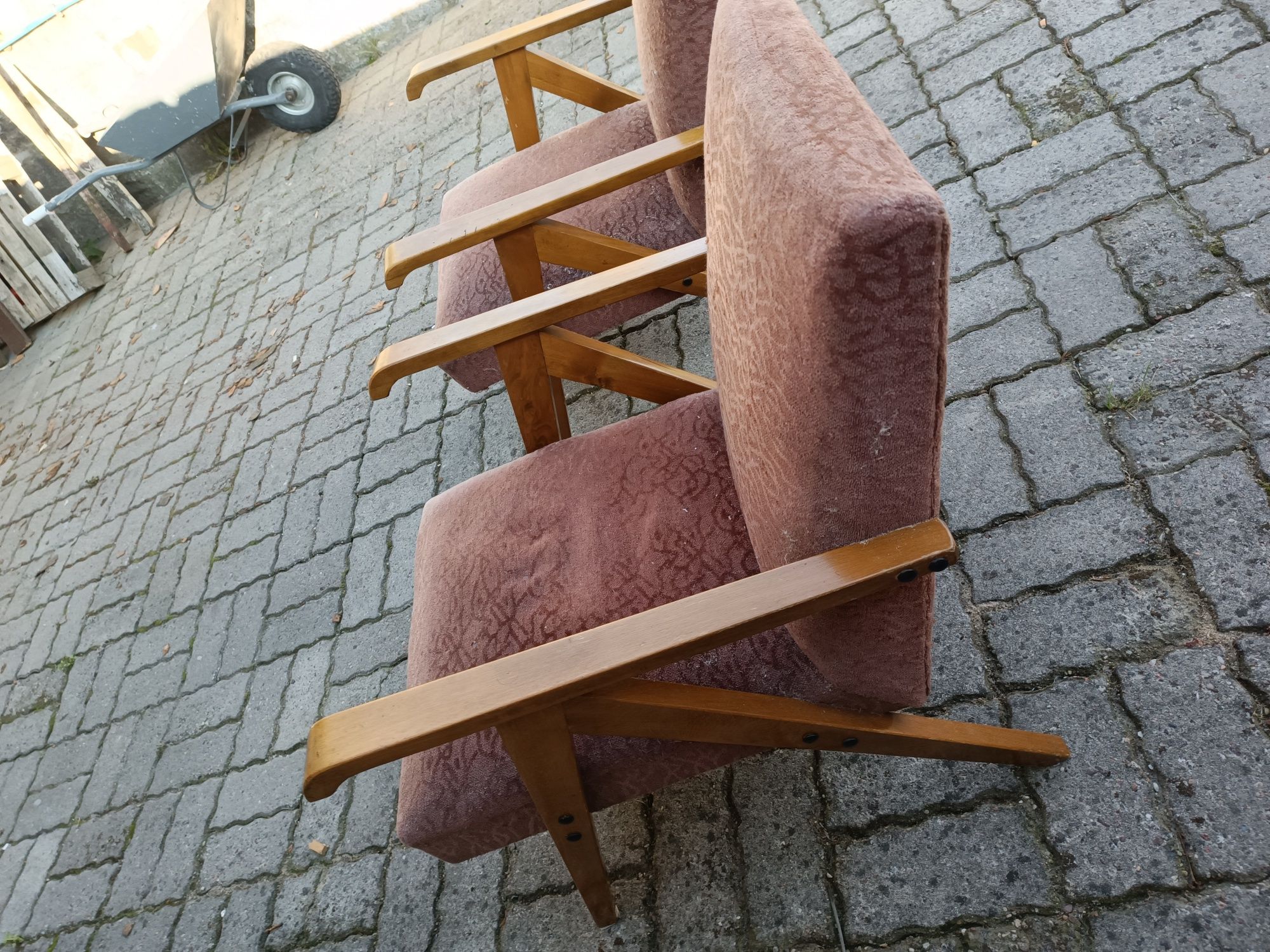 2 fotele model 310    -  PRL -