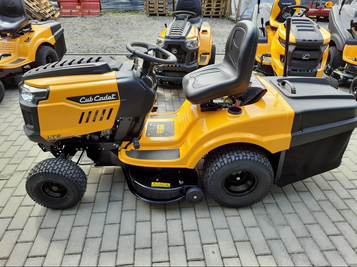 NAJNOWSZY Traktorek Kosiarka CUB CADET 15KM Pompa LT2 NR92 z Koszem