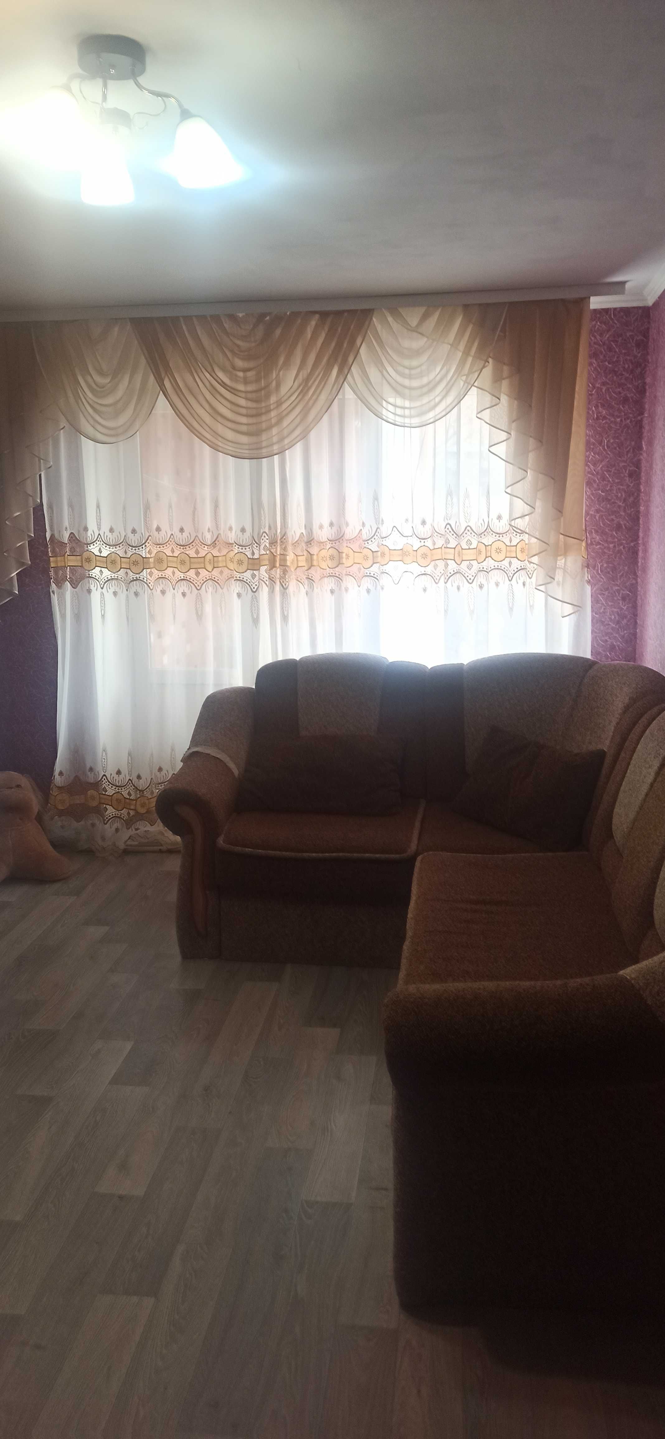 Продам 3-х кімнатну квартиру з індивідуальним опаленням в с.Войниха