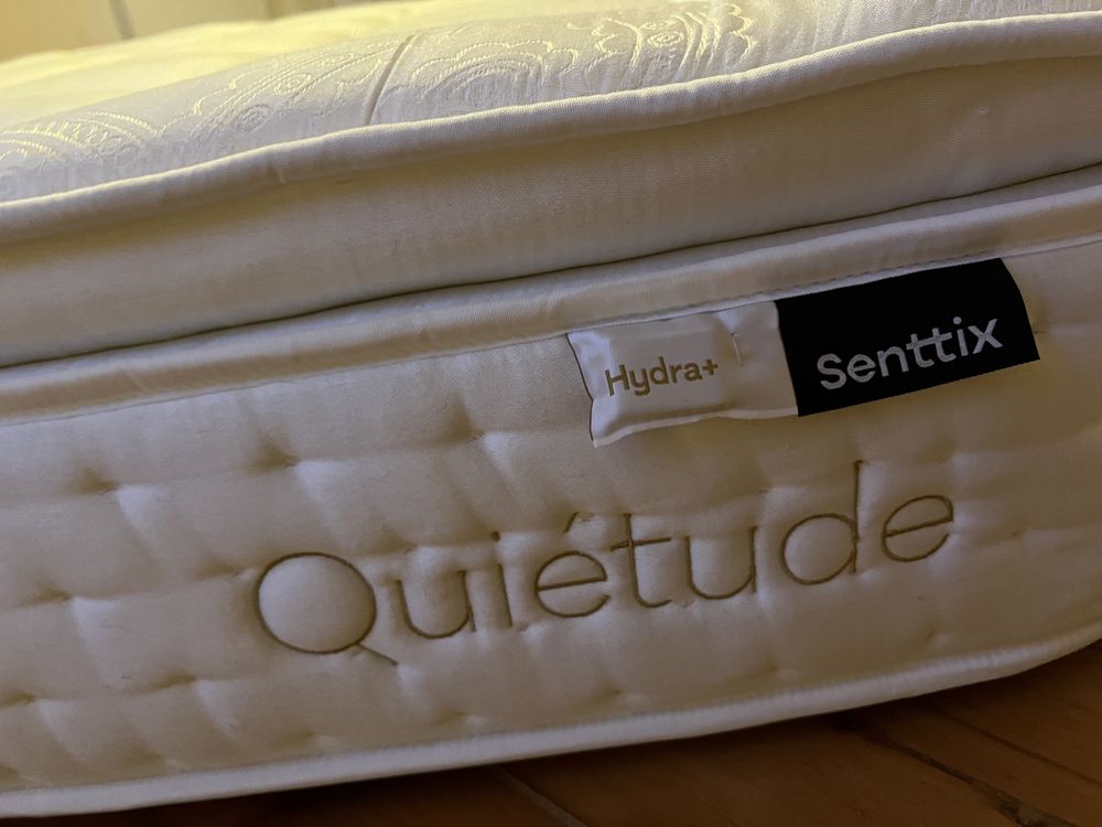 Colchão (mattress) Senttix 140cm - comprado a 1 ano a fabrica